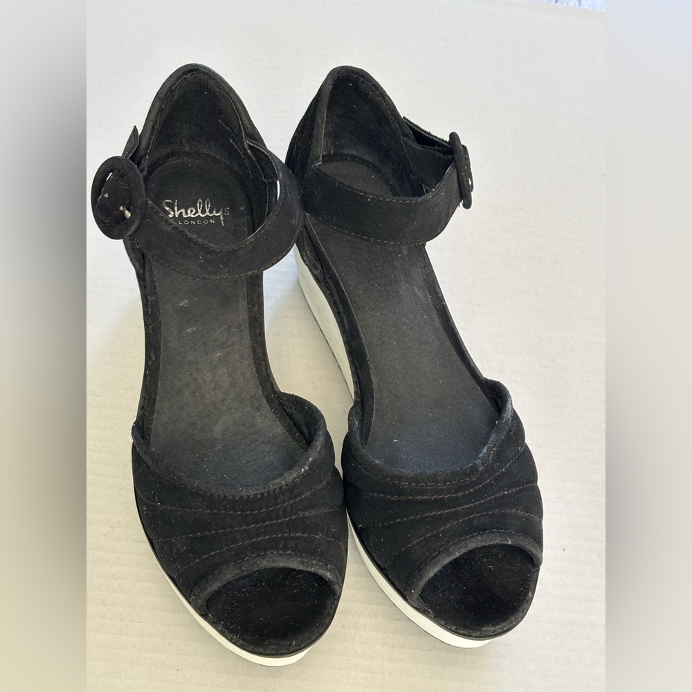 Shellys London Black Wedge Shoes Sz 10M